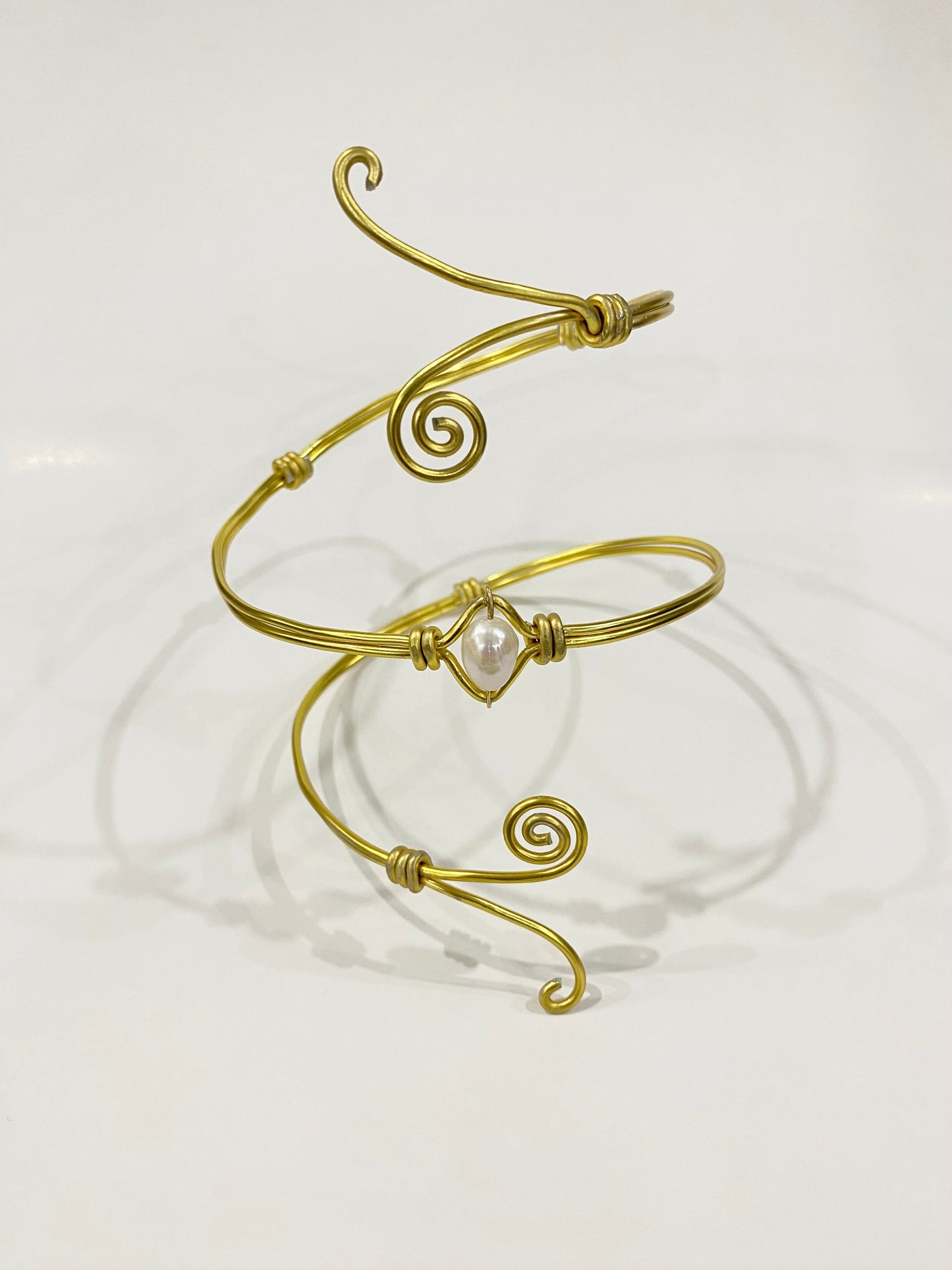 Pearl Upper arm cuff