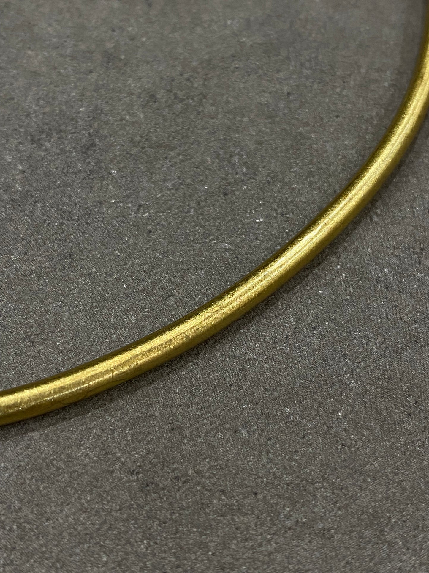 Handmade Plain Golden Wire Choker