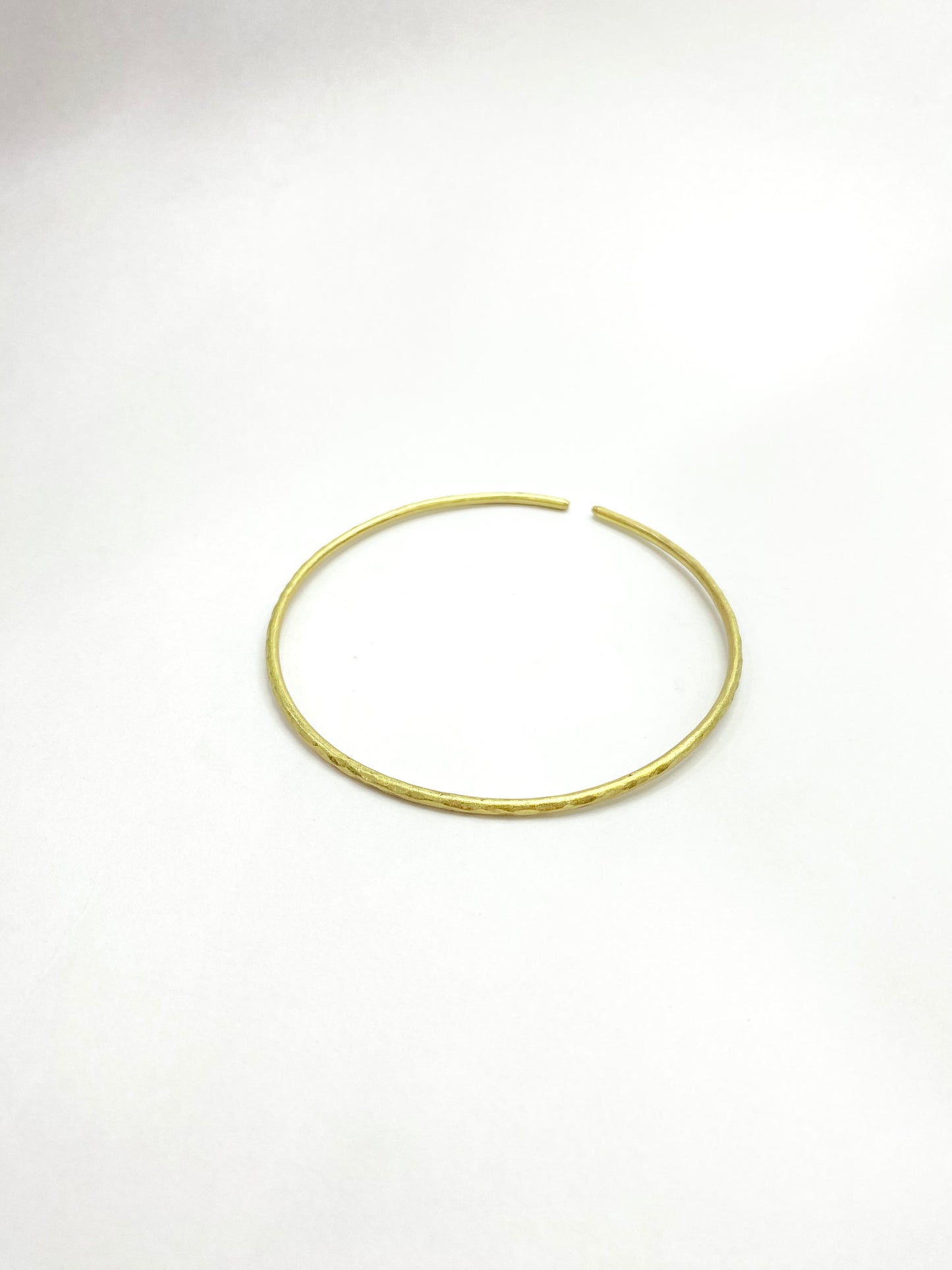 Hammered Golden wire Upper Armcuff