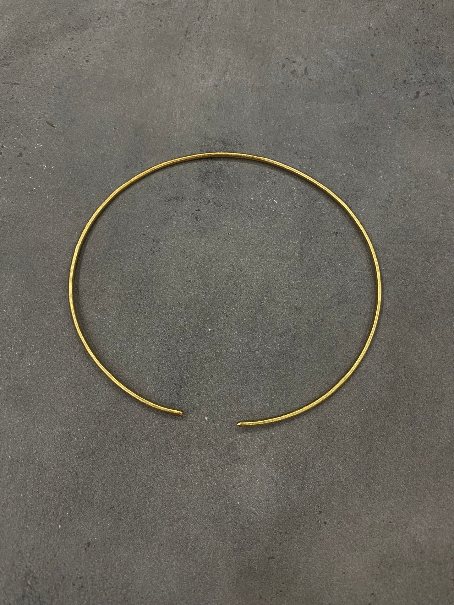 Handmade Plain Golden Wire Choker