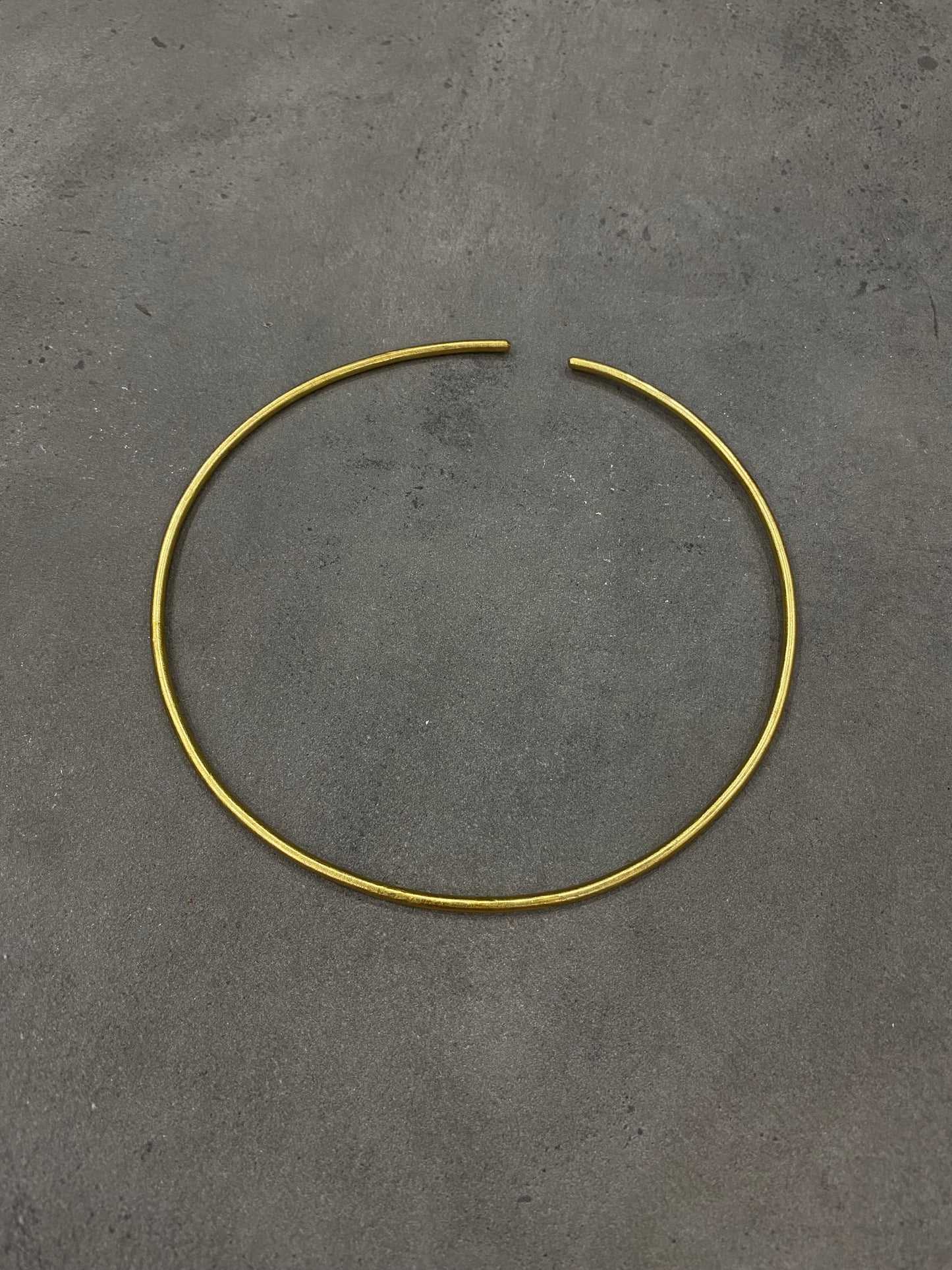 Handmade Plain Golden Wire Choker