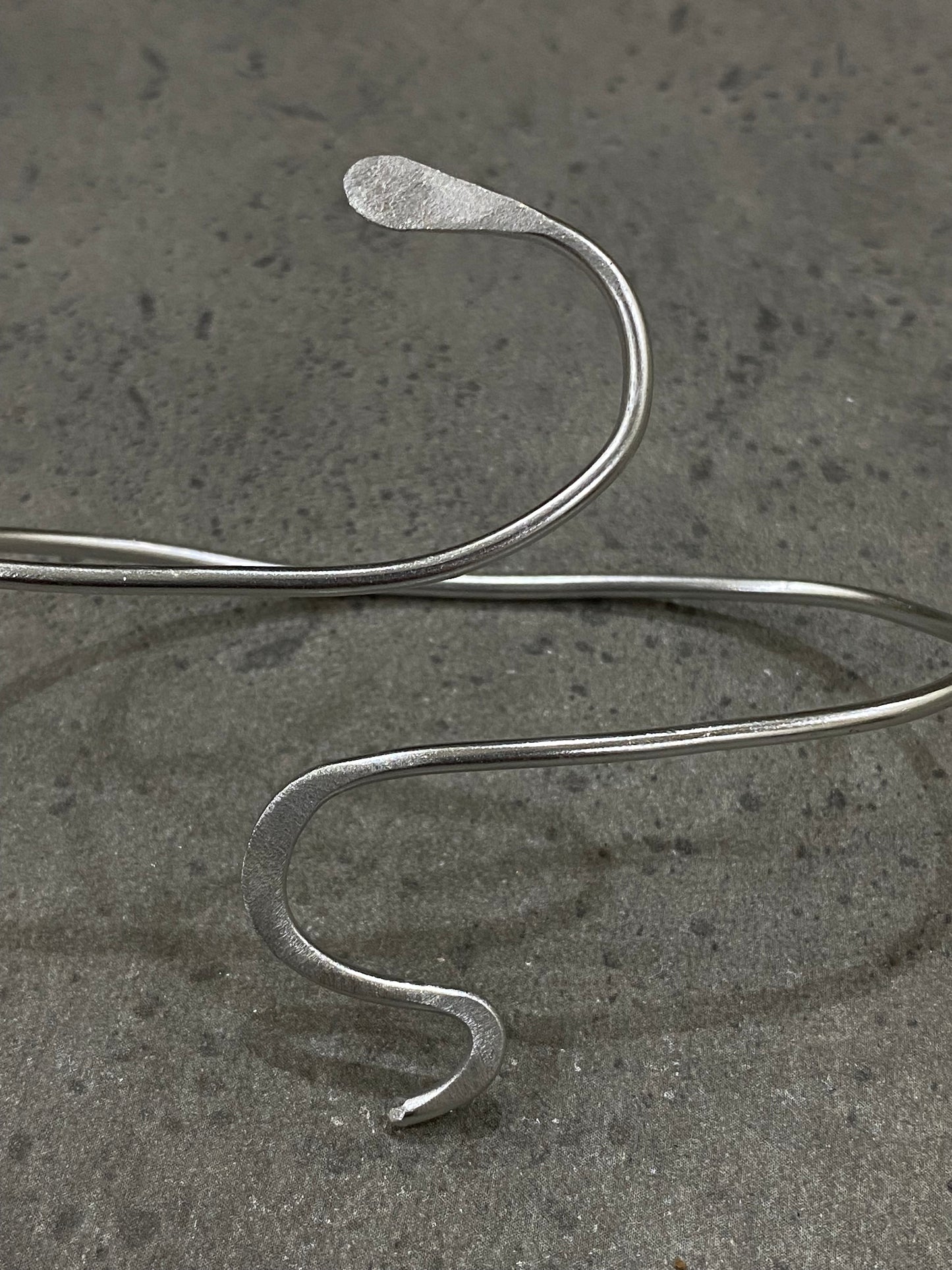 Single Wire Snake Palm Cuff
