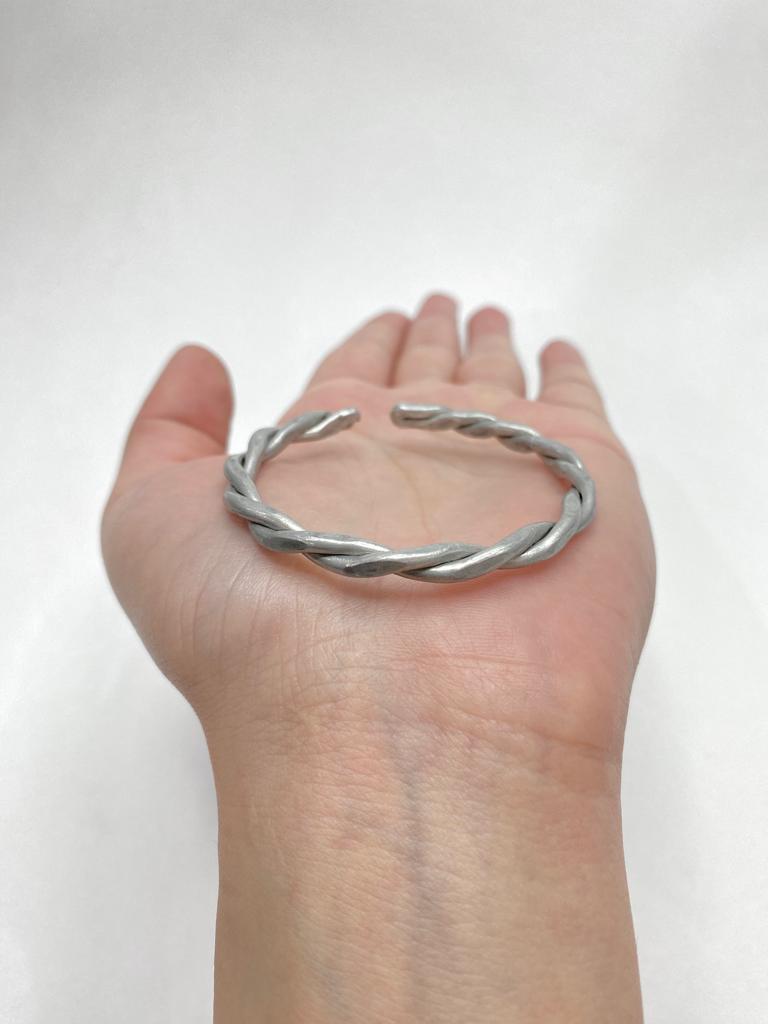 Hammered Twisted Wire Bracelet