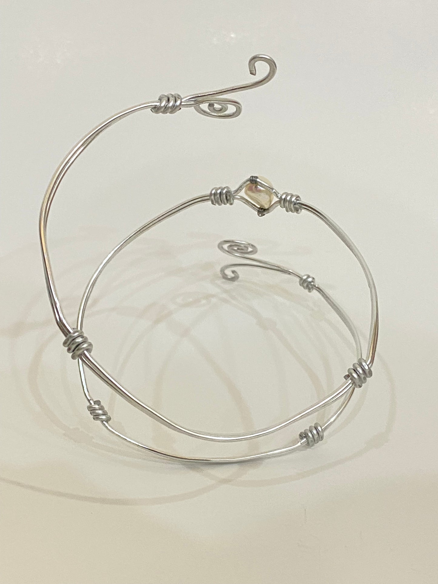 Pearl Upper arm cuff