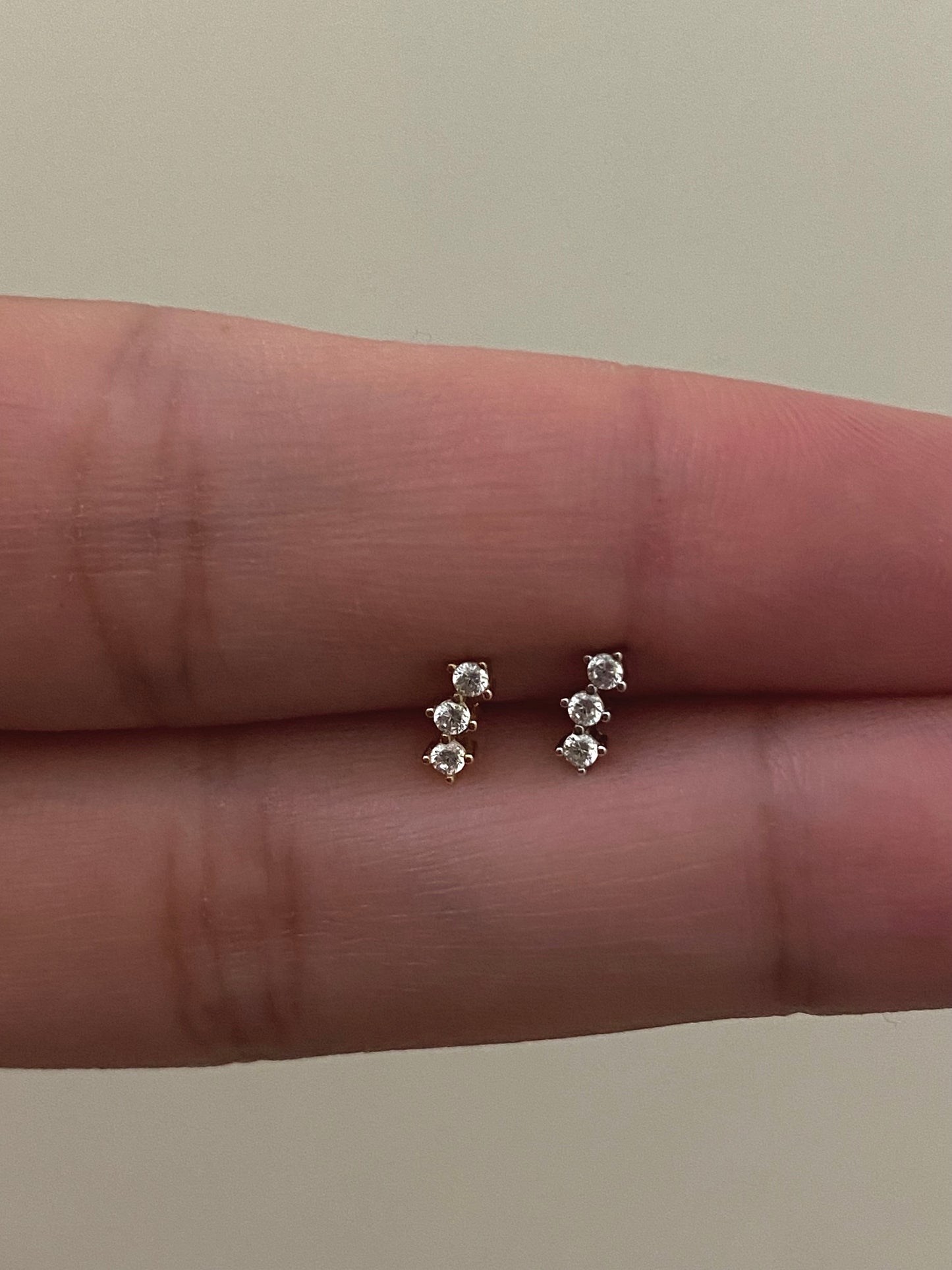 Triple zircon stud