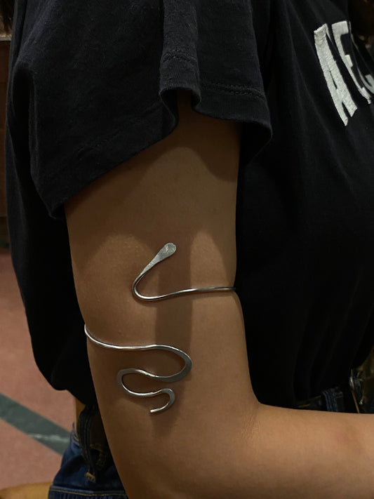 Snake wire Upper Arm Cuff