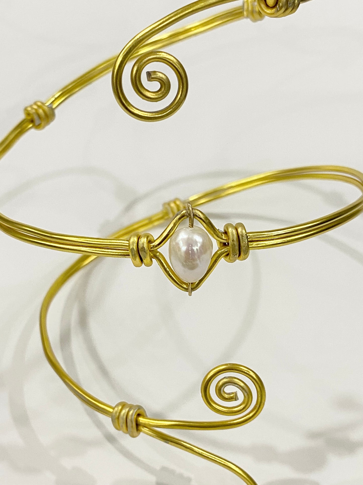 Pearl Upper arm cuff