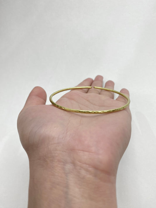 Hammered Golden wire Upper Armcuff