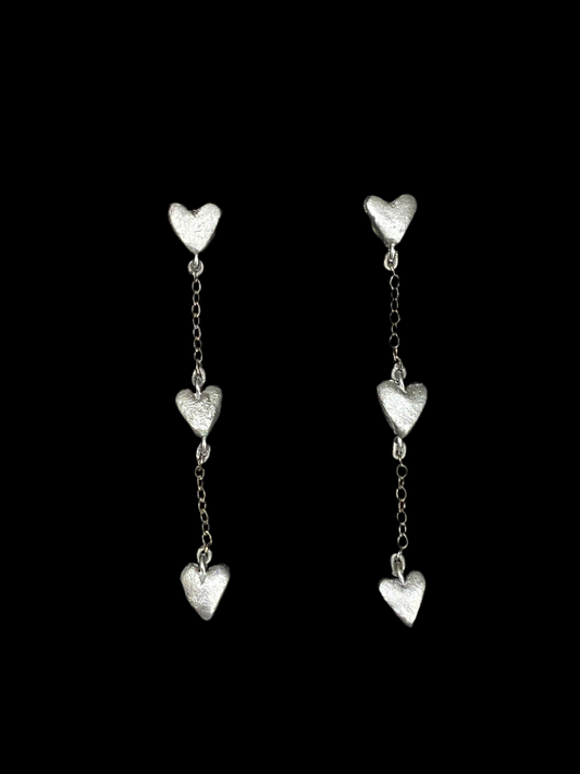 Chained dangling heart earrings