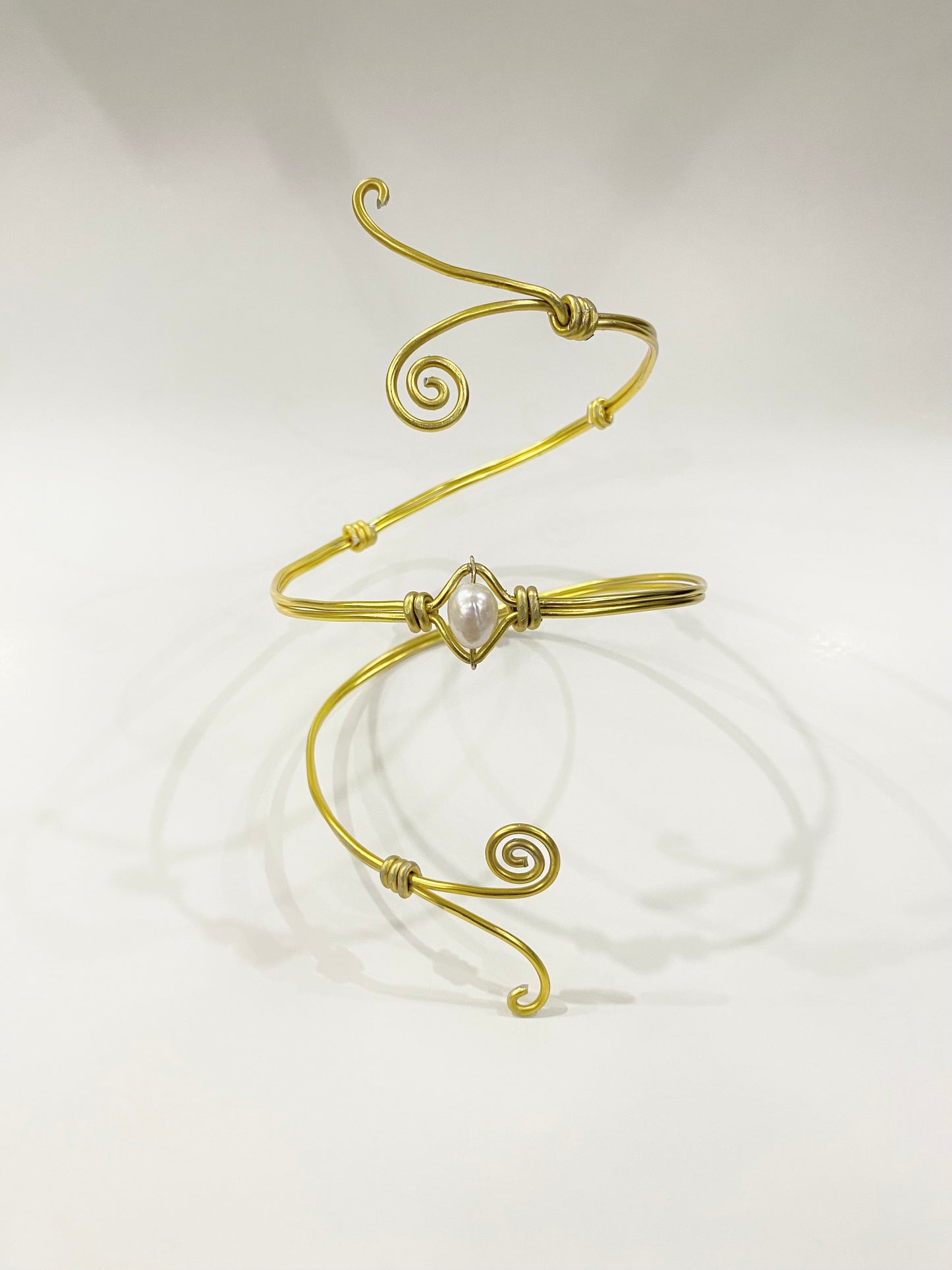 Pearl Upper arm cuff
