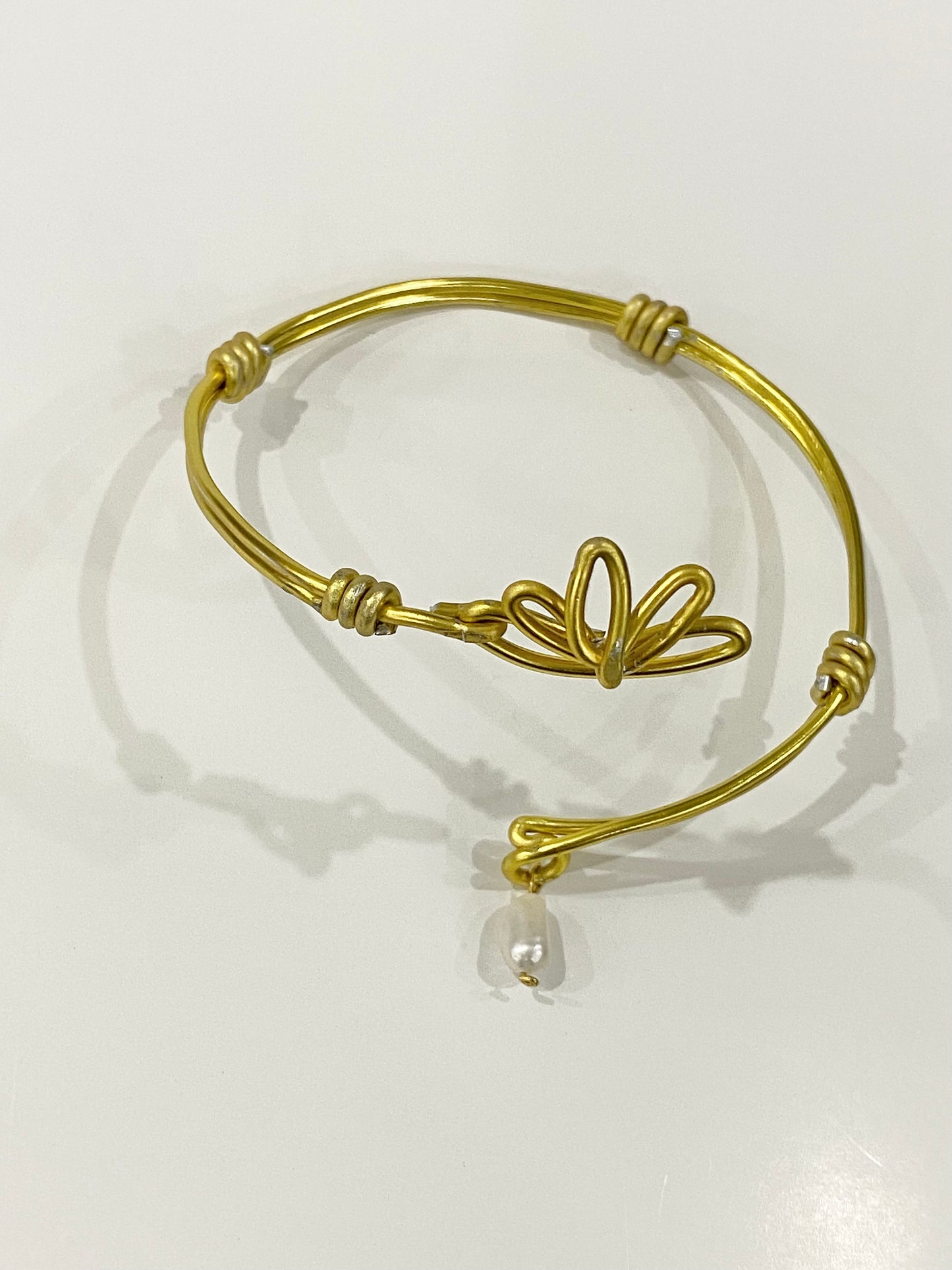 Lotus Upper arm cuff