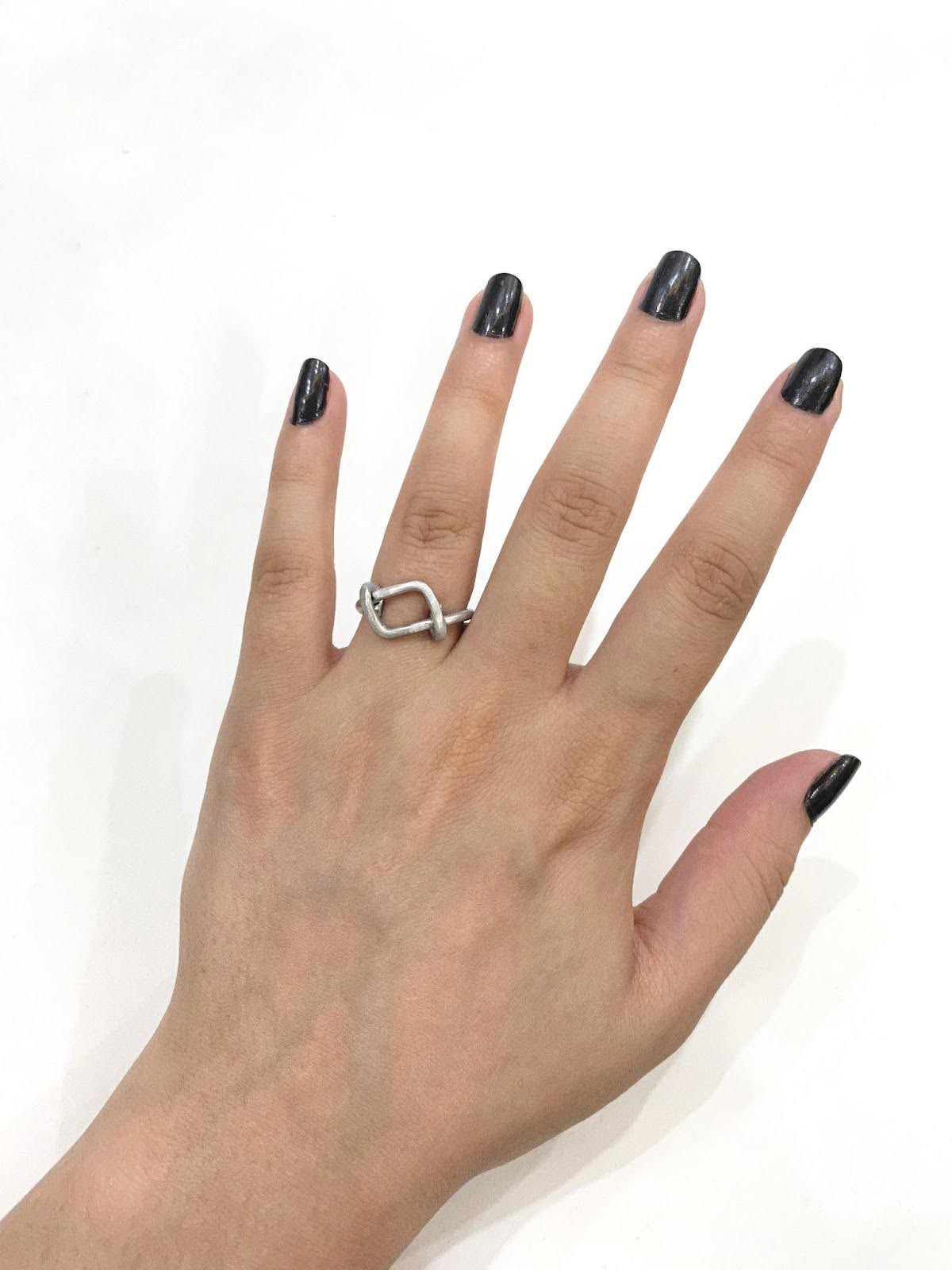 Loop Square Silver Wire Ring