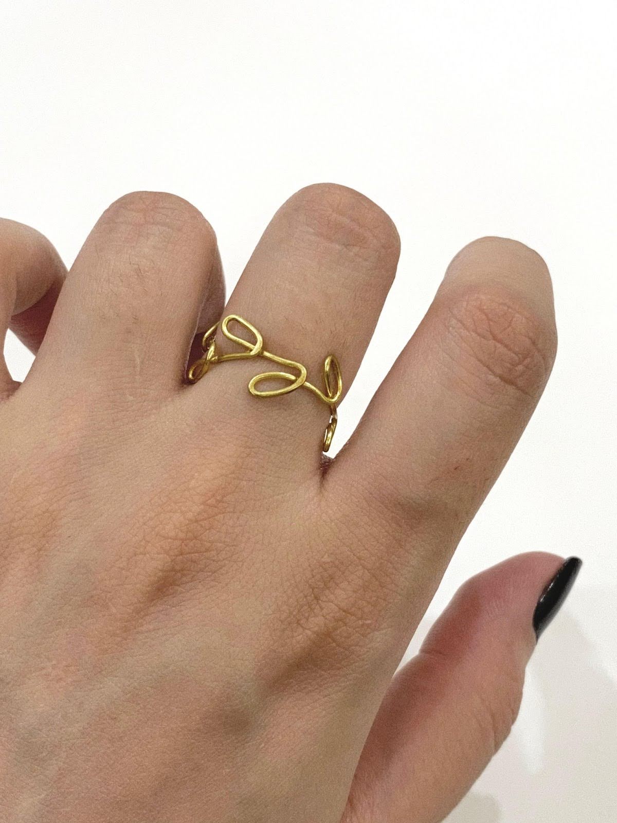 Leaves Golden Wire Ring