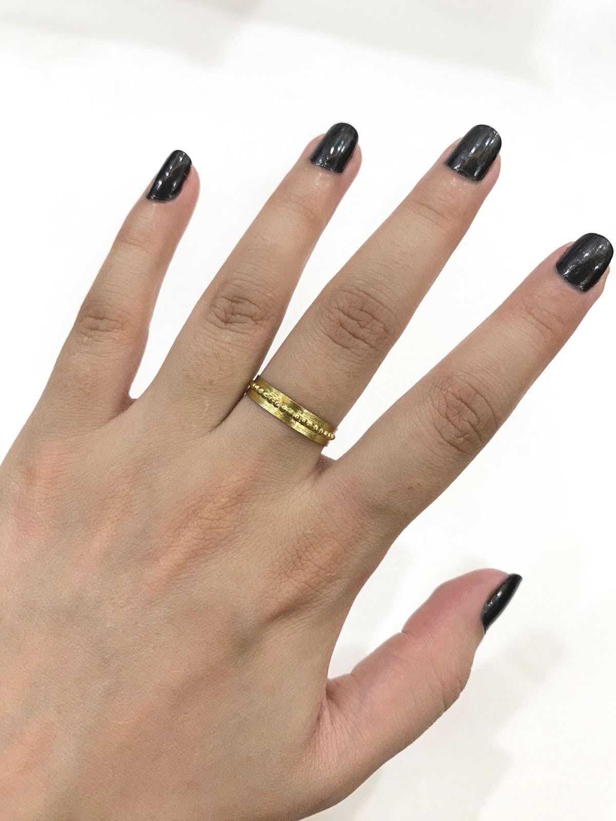 Dotted Flat Golden Wire Ring