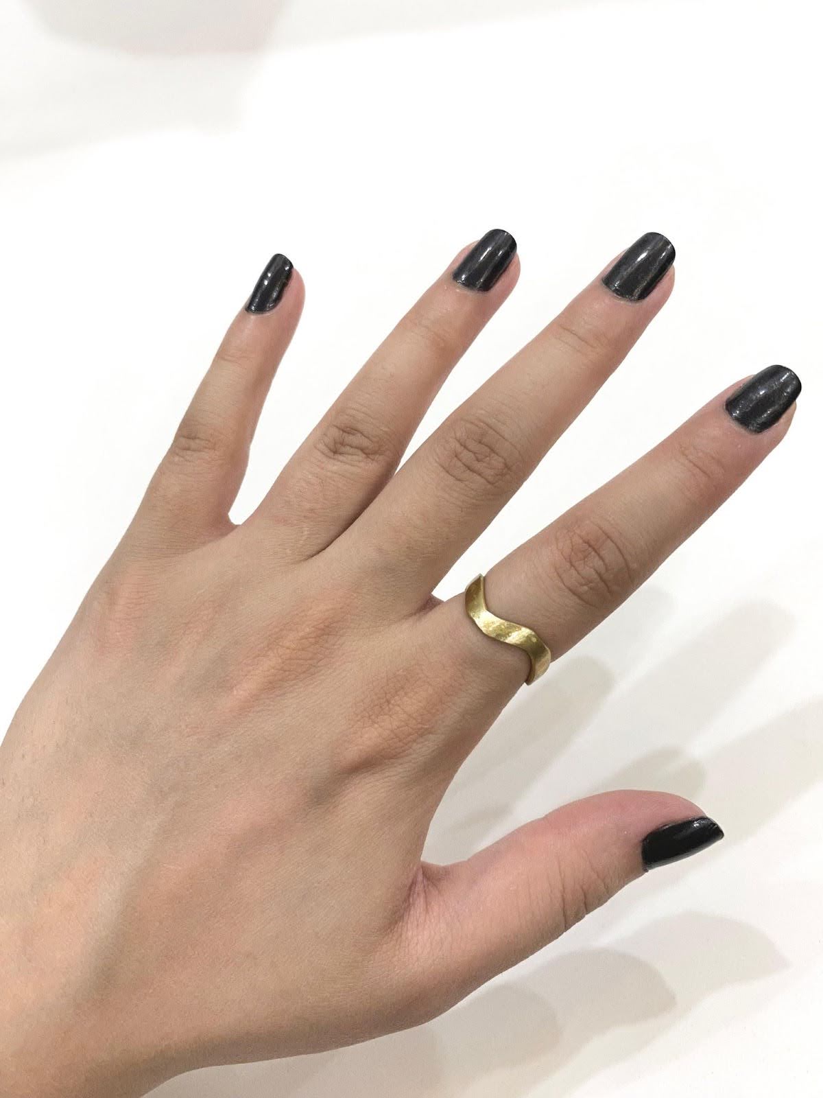 Zigzag Thick Golden Wire Ring