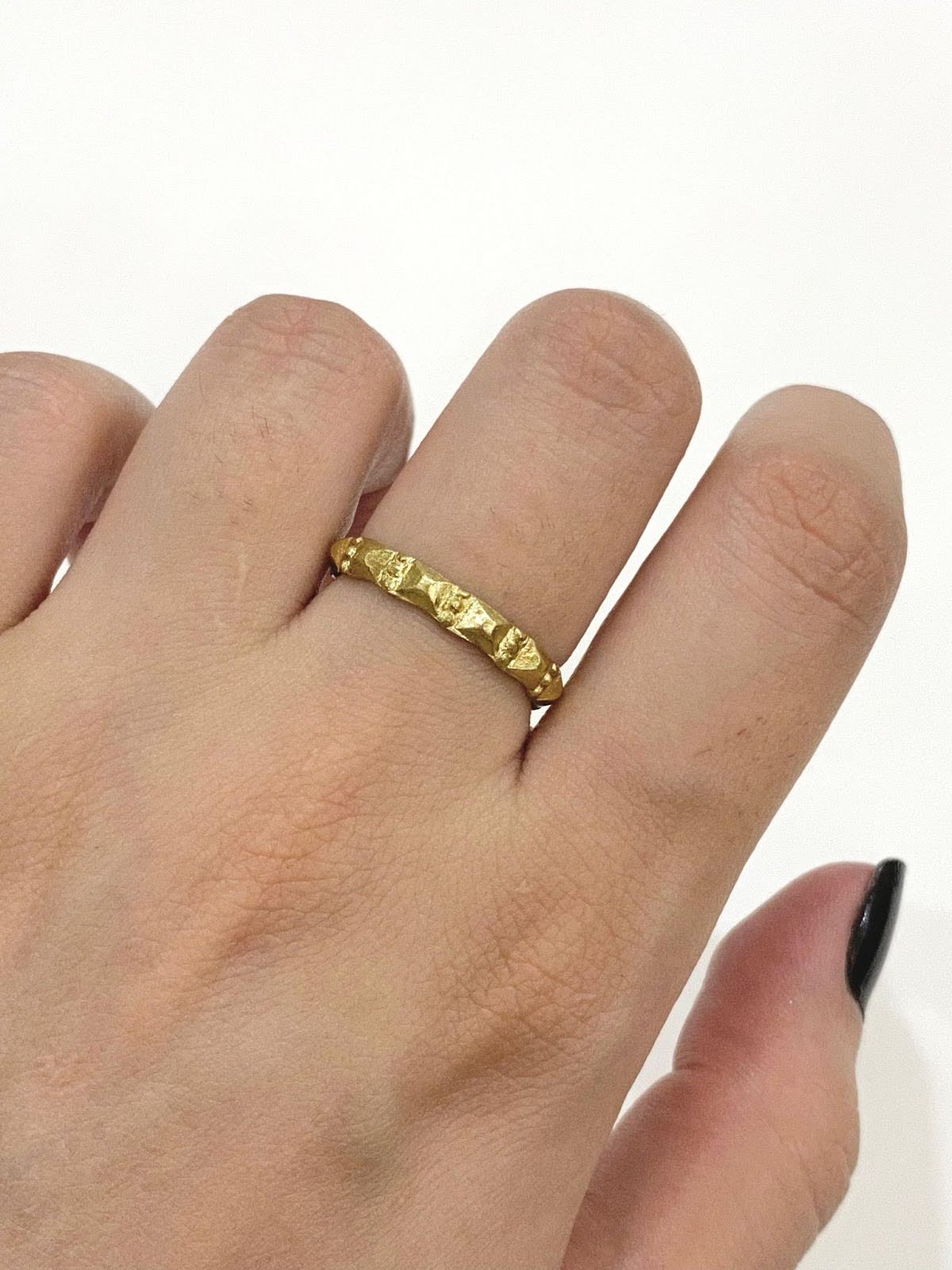 Design Golden Wire Ring