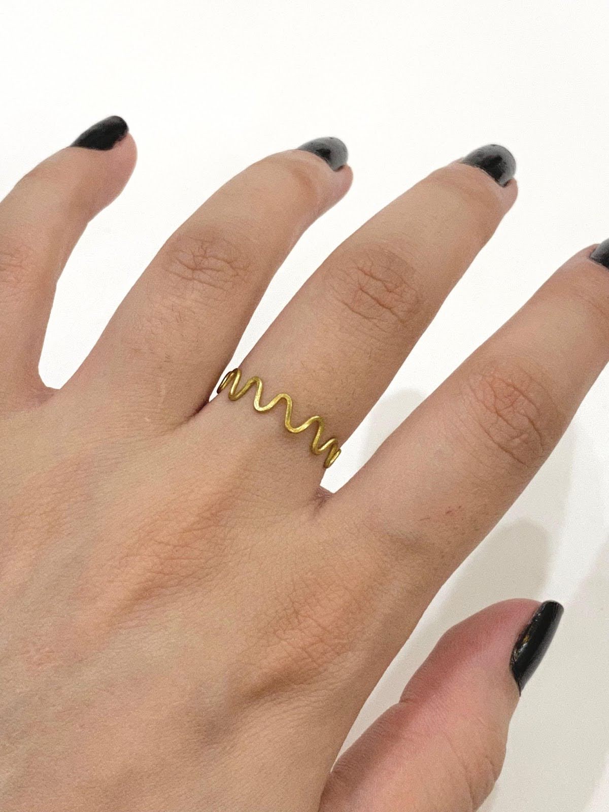 ZigZag Golden Wire Ring