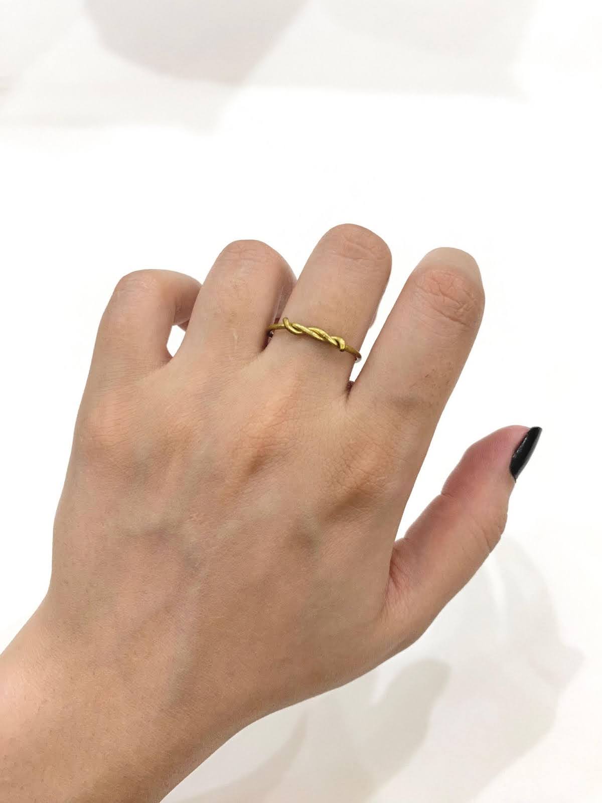 Knot Golden Wire Ring