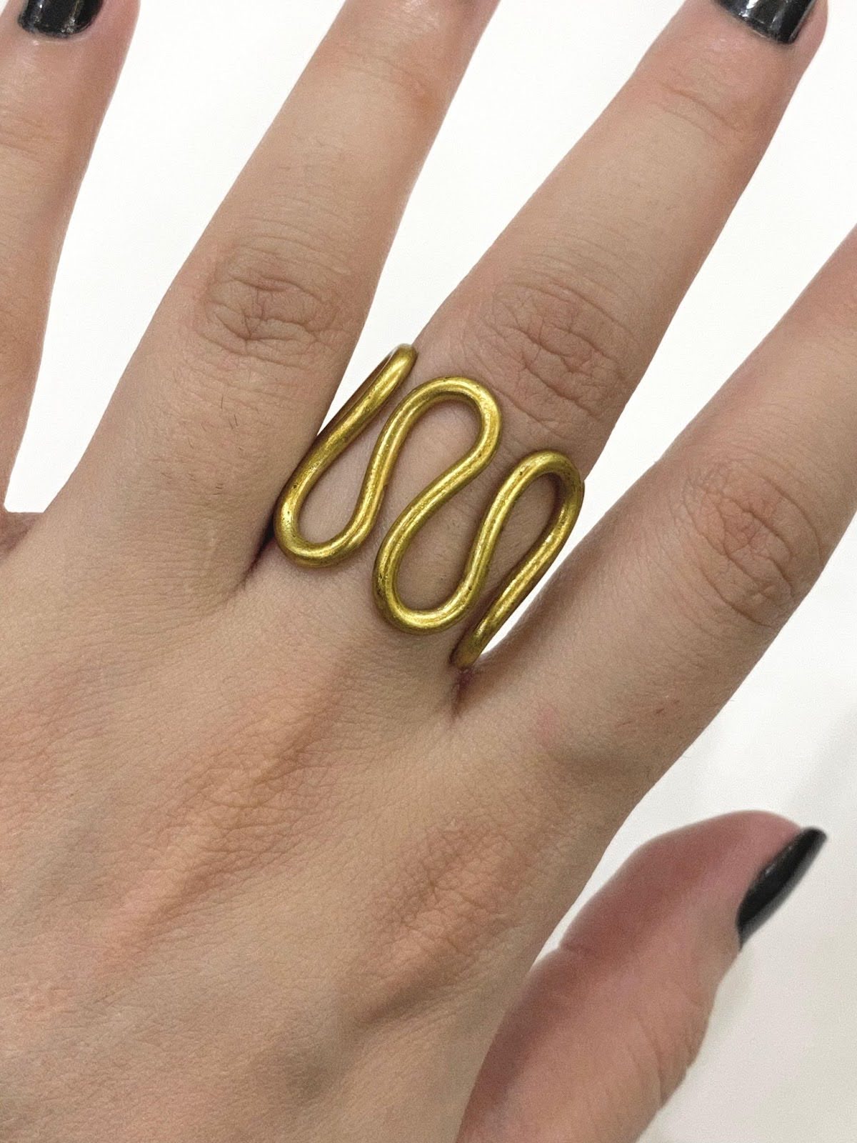 Thick Long Wiggle Golden Wire Ring